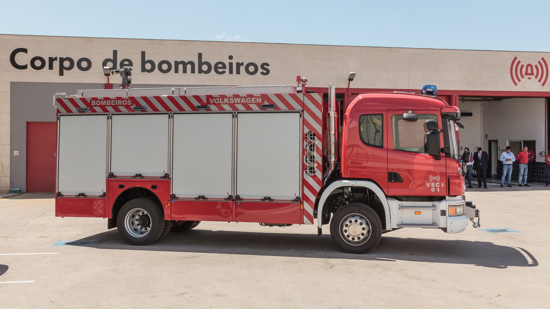para-al-m-das-emerg-ncias-ou-combate-a-inc-ndios-volkswagen-autoeuropa